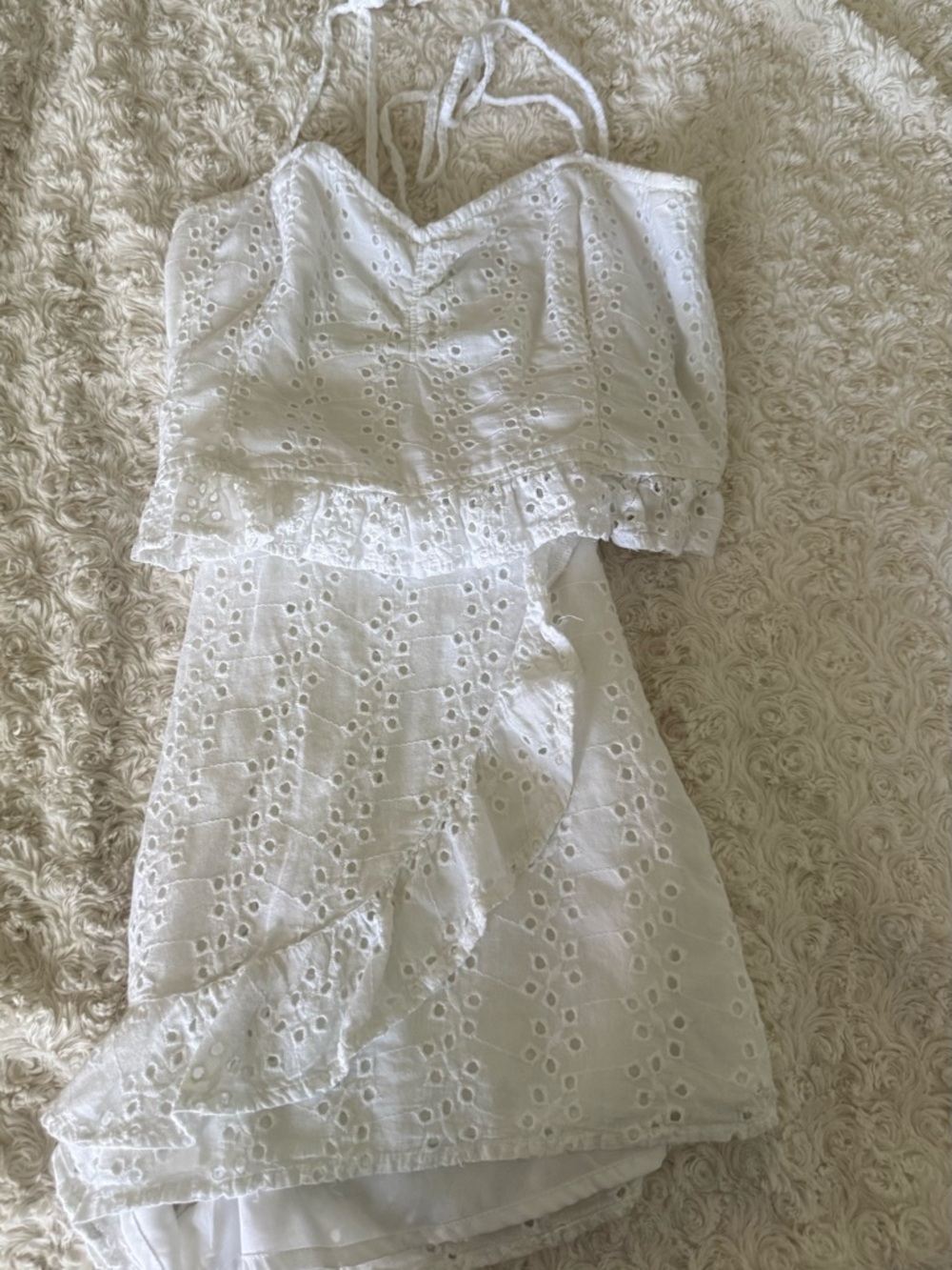 Hollister White Eyelet Ruffle Mini skort and top. See description!!!